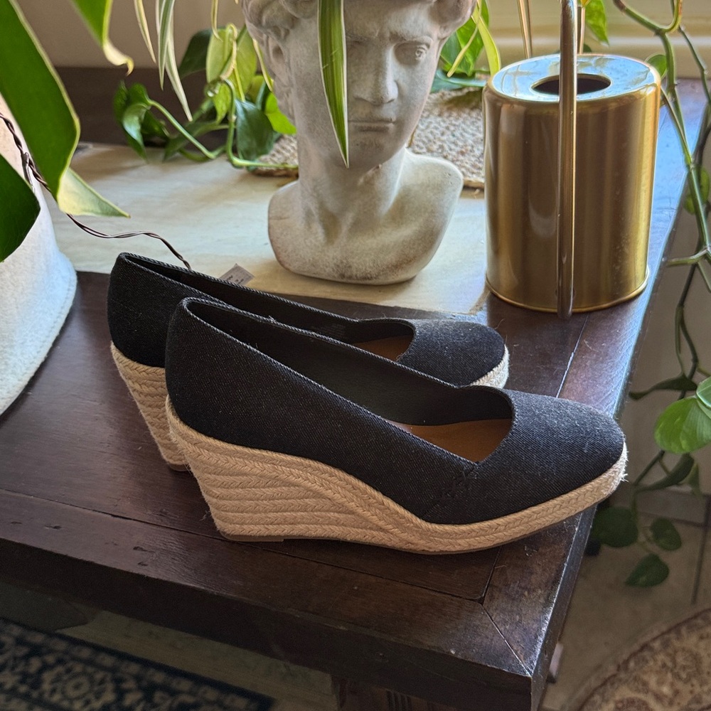 Lucky Brand Black Slip-On Shoes